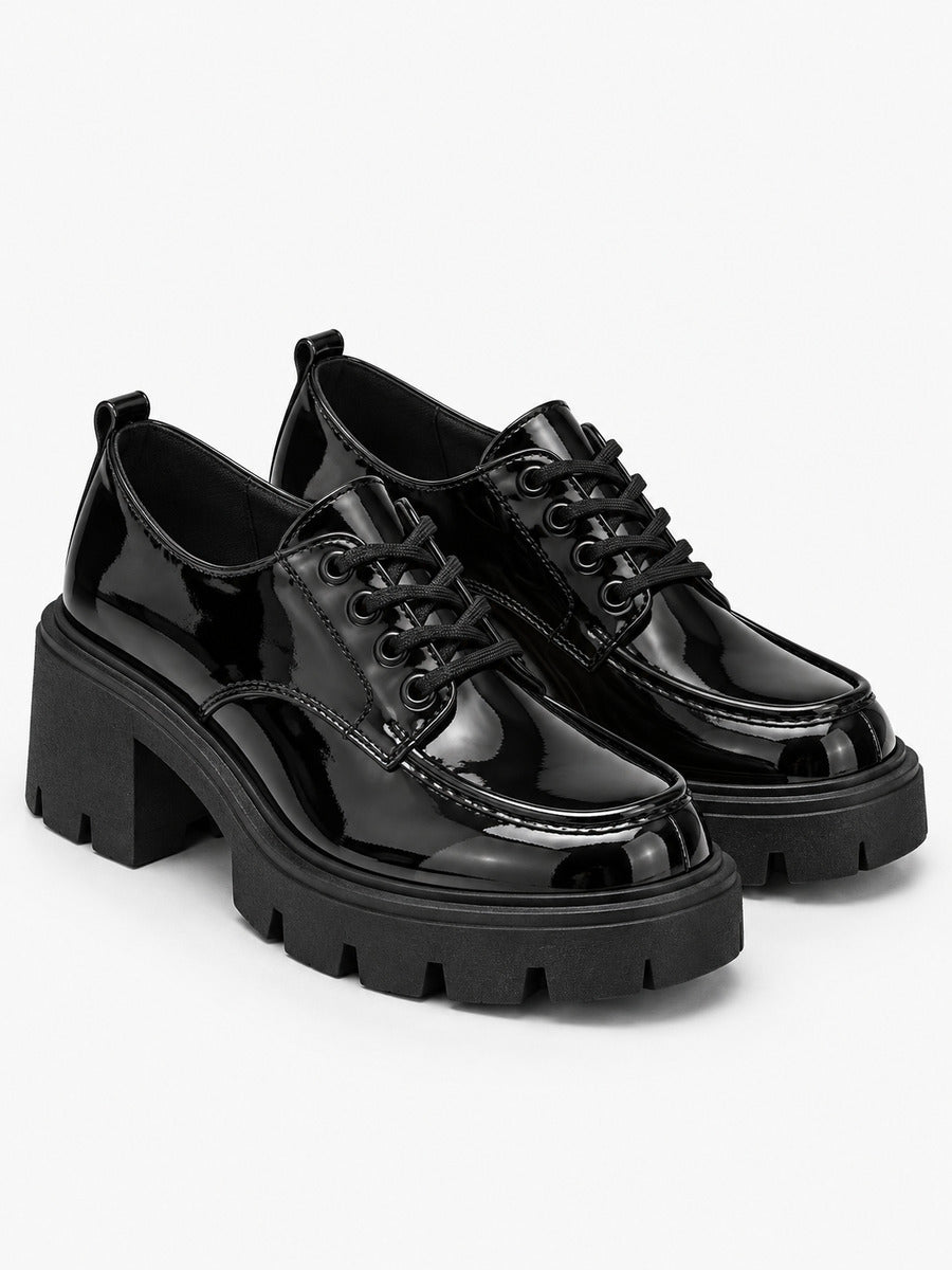 Nadia – Mocassin en cuir perlé femme — paire 3/4