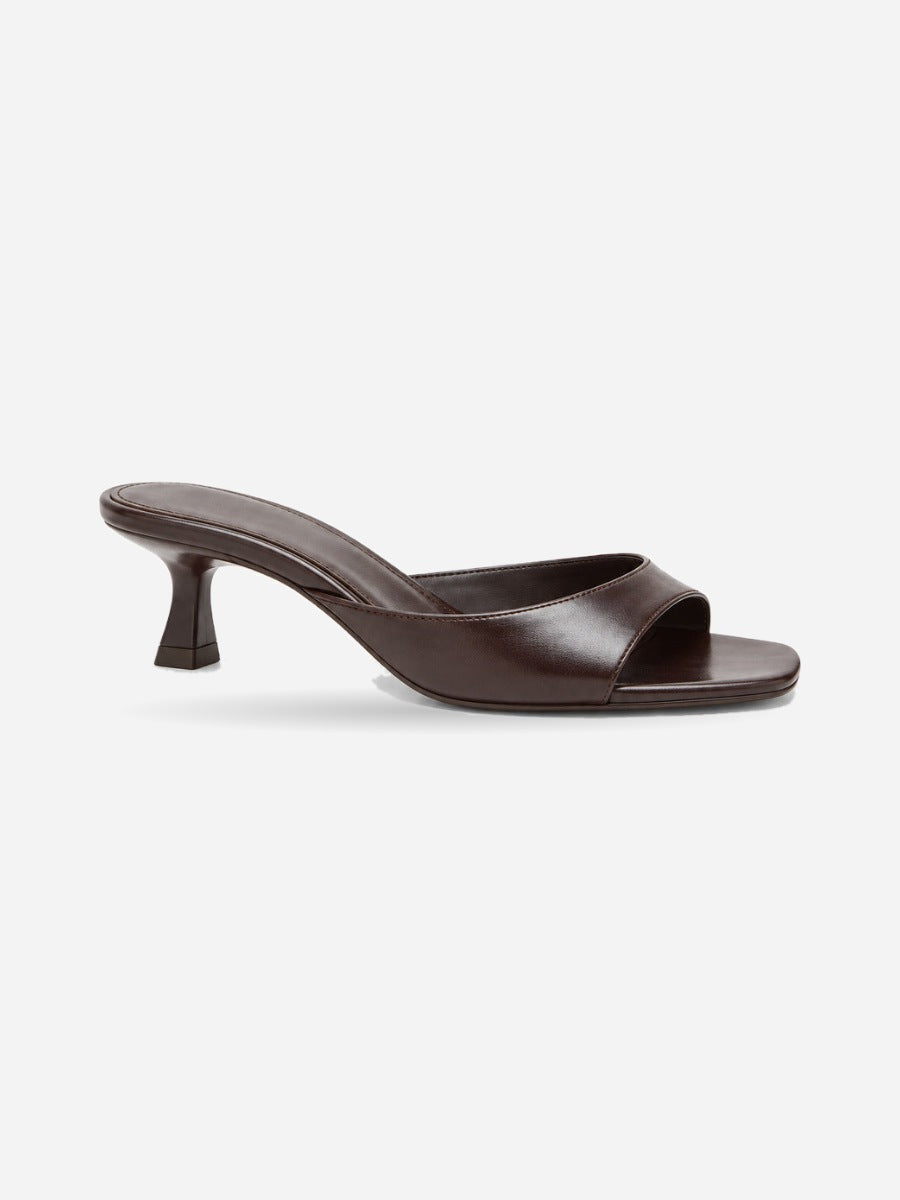 Noa-Marie – Mule à bout carré ouvert et talon épais femme – Chocolat — profil droit