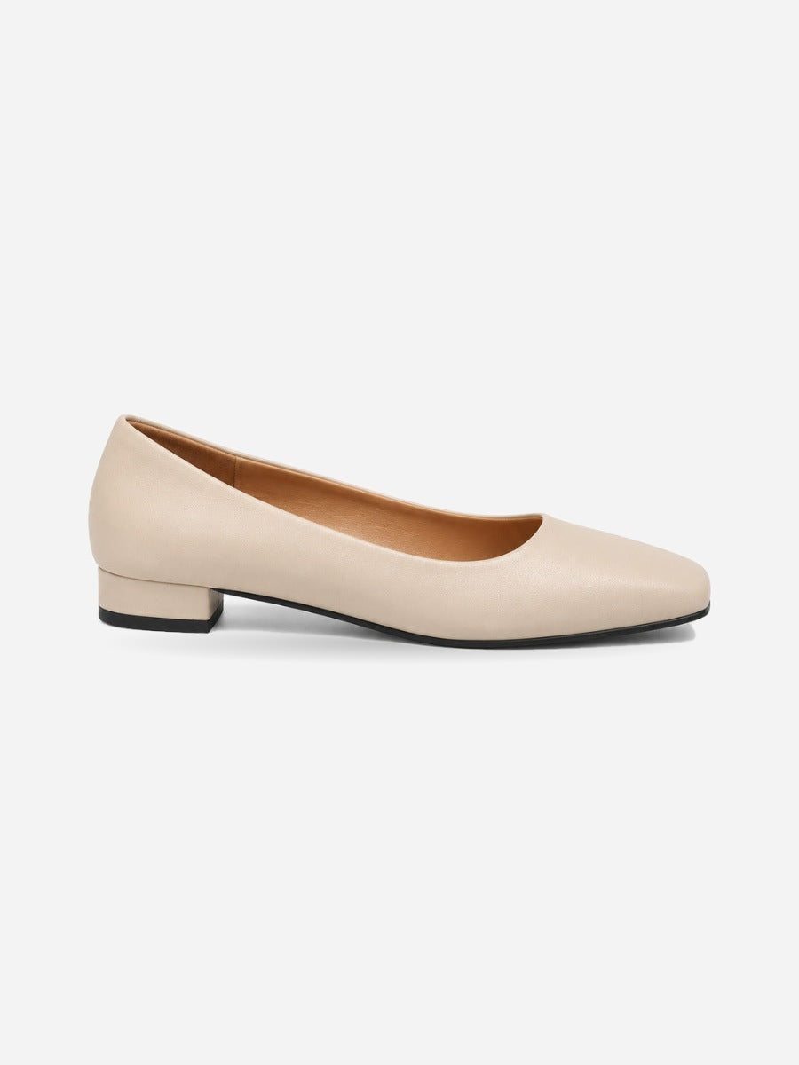 Norah – Ballerine plate de bureau femme – Beige — profil droit