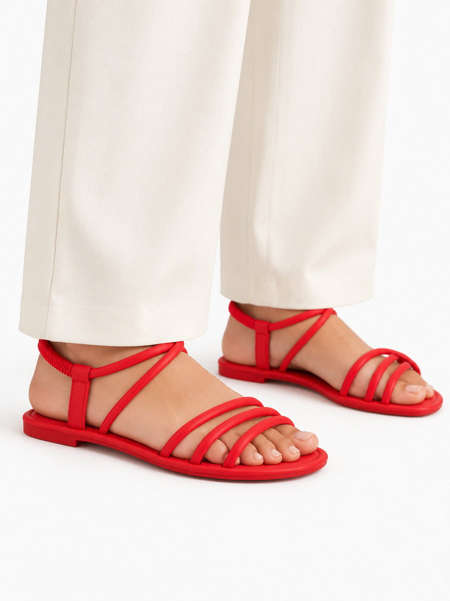 Odile – Sandale bohème femme – Rouge — portée