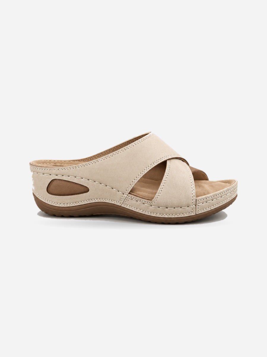 Oriane – Sandale compensée orthopédique femme – Beige — profil droit
