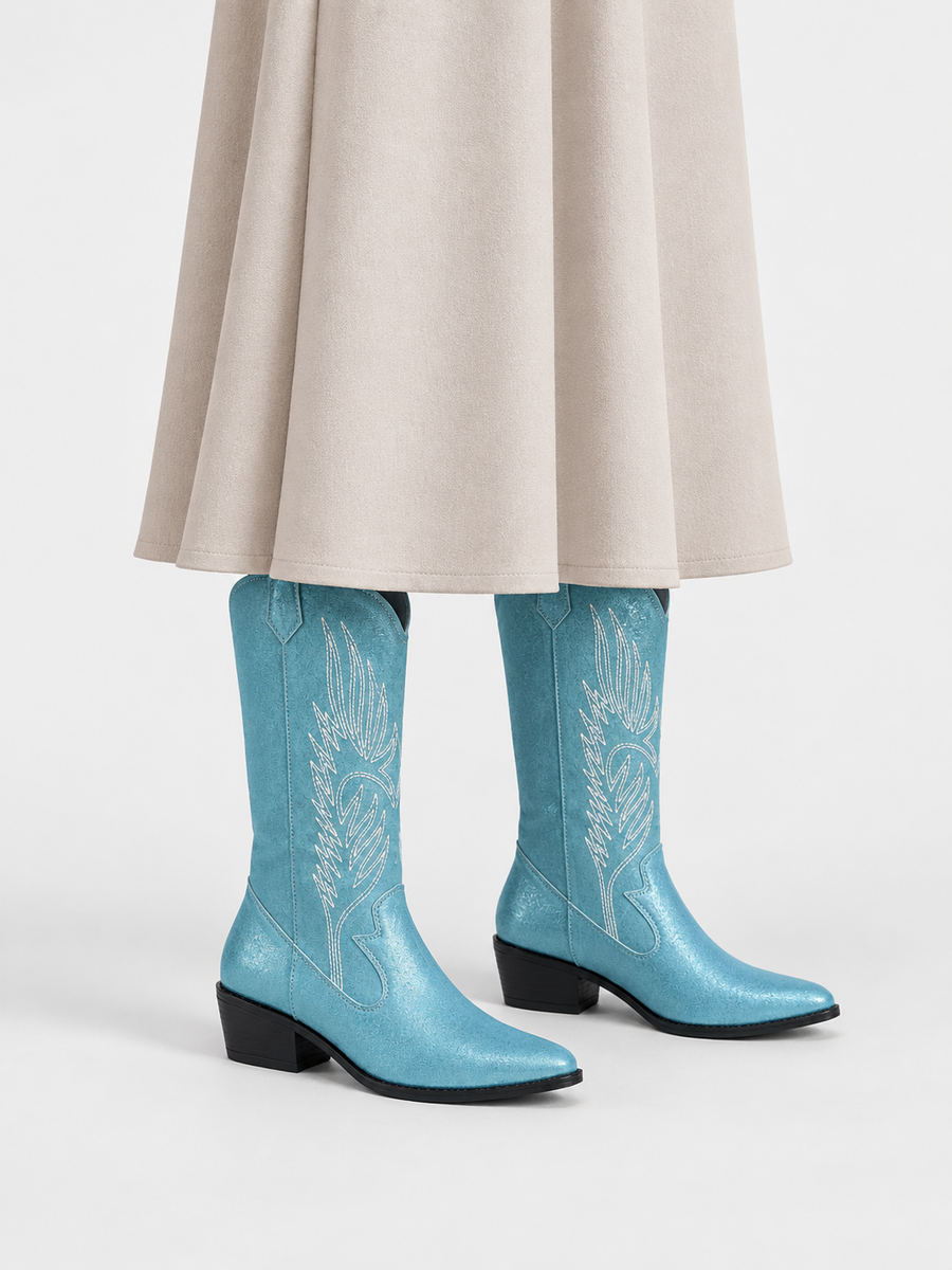 Paloma – Botte mi-mollet western femme – Bleu ciel — portée