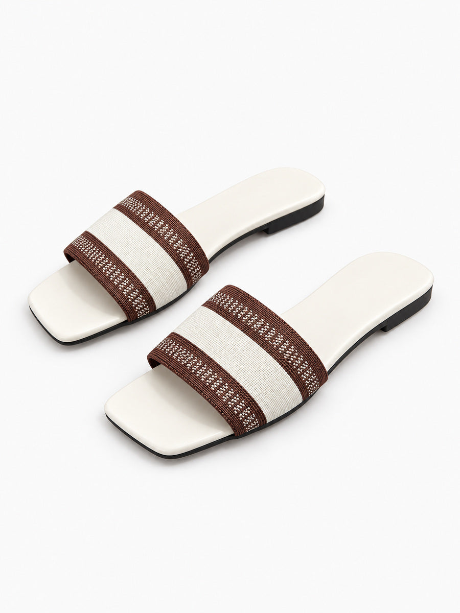 Pascale – Mule plate femme – Blanc — trois quarts