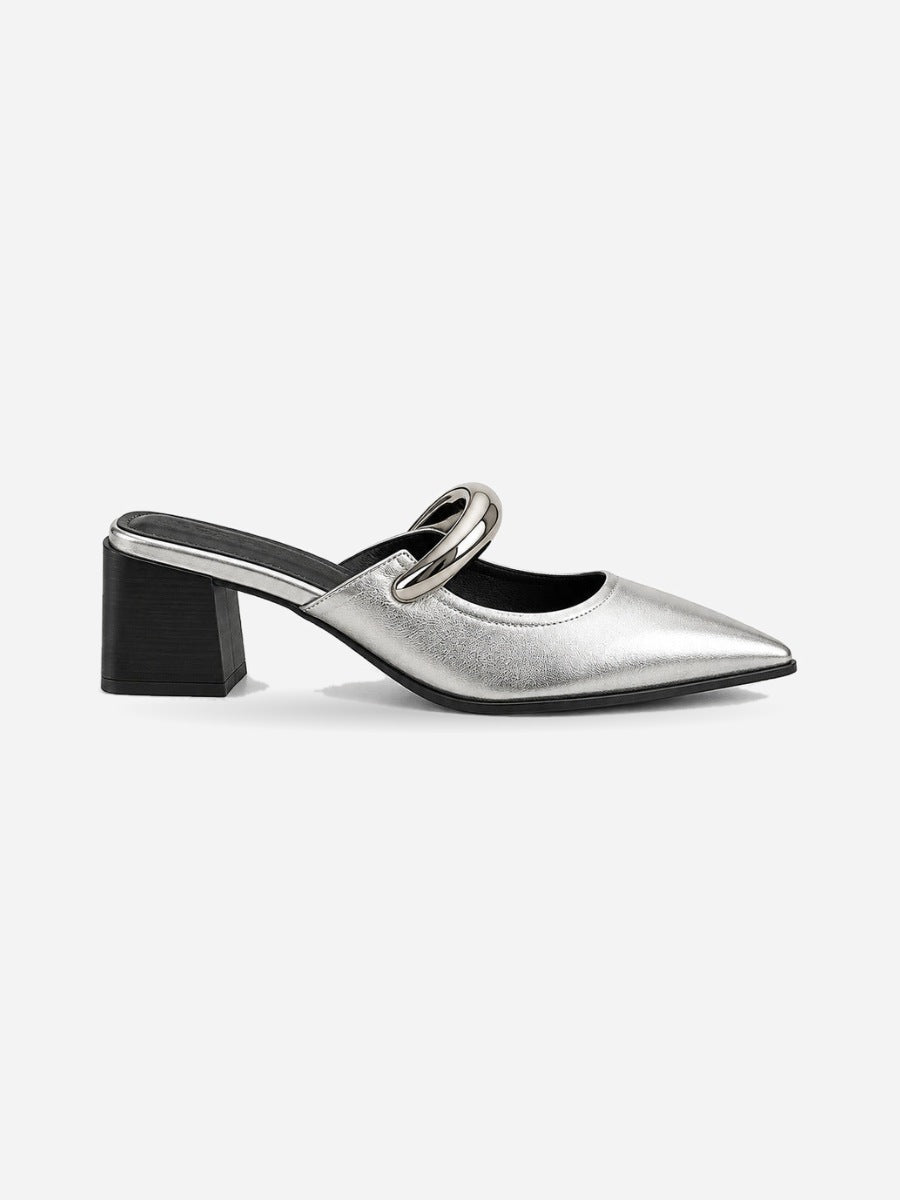 Rachel-Marie – Mule à bout fermé et détail métal femme – Argent — profil droit