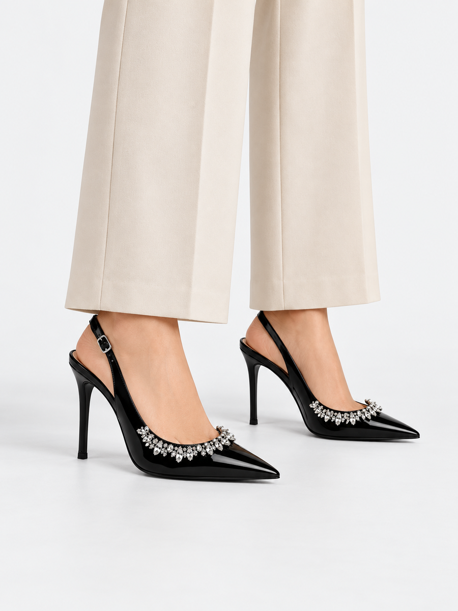 Romy – Escarpin à talon fin et strass femme – Noir — portée