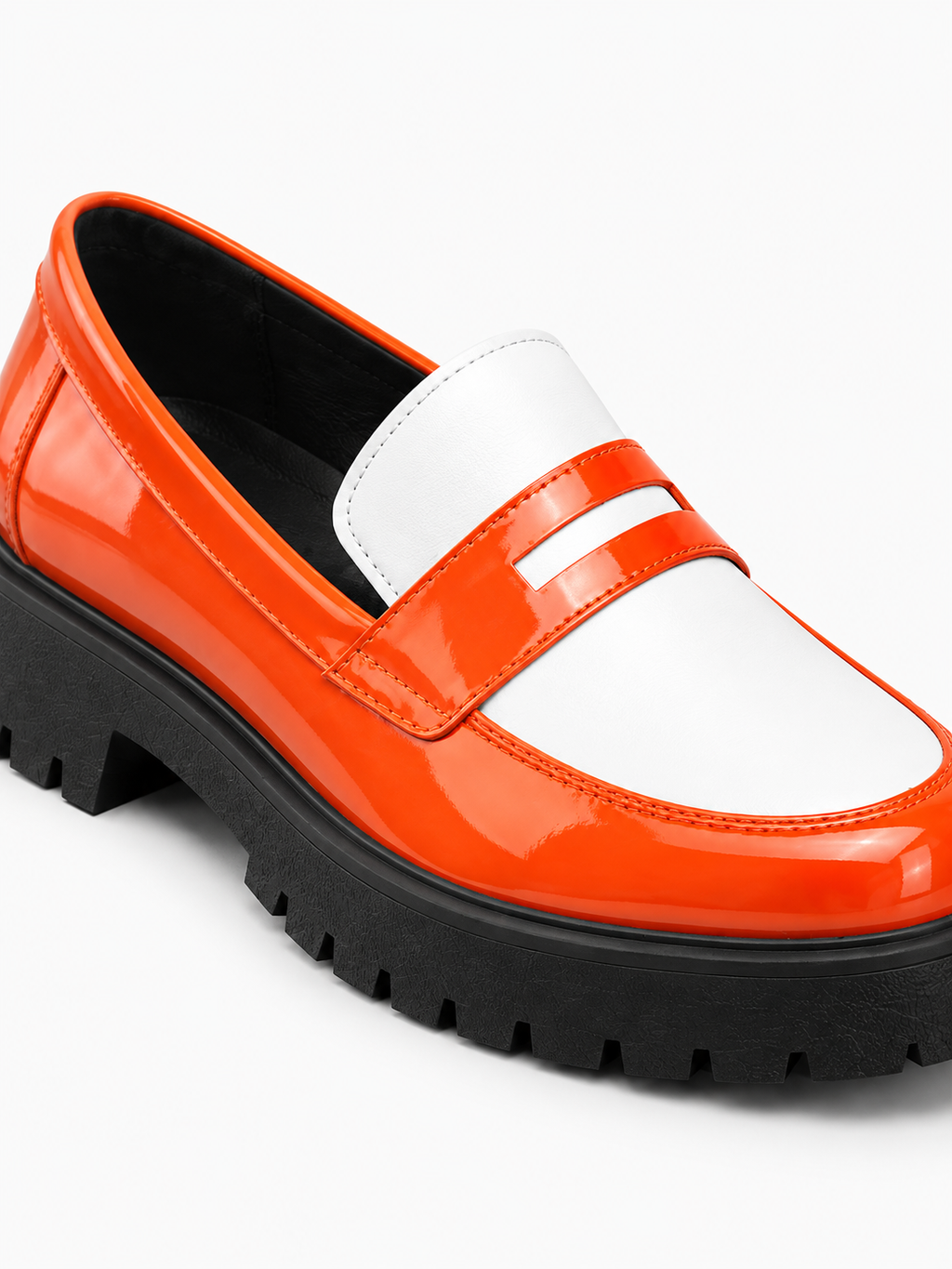 Sacha – Mocassin homme à semelle épaisse — détail matière