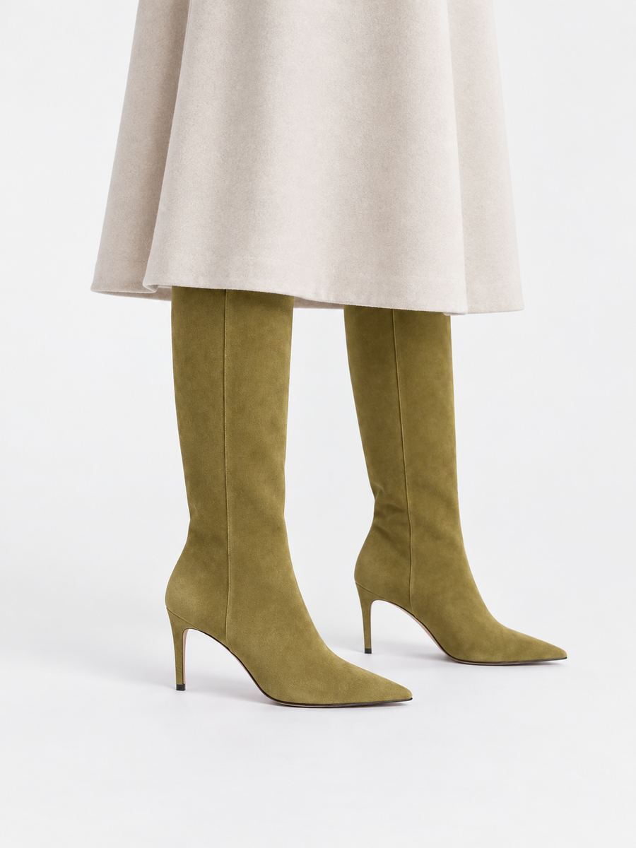 Sarah – Botte haute à talon haut pointue femme – Vert — portée