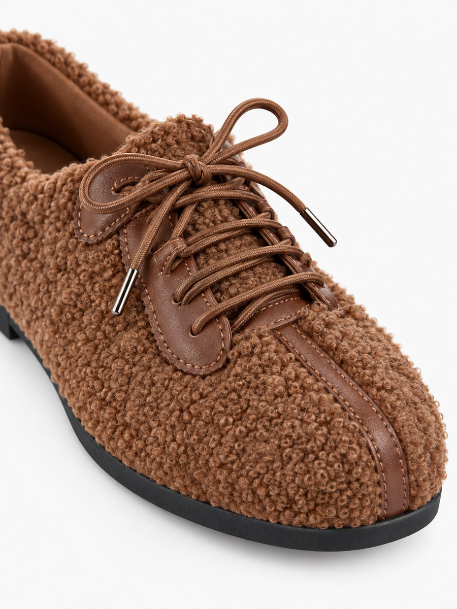 Sidonie – Mocassin marron femme — détail