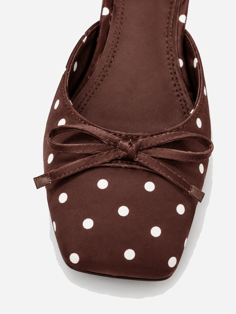 Victoria-Marie – Ballerine en satin à pois femme – Café — détail