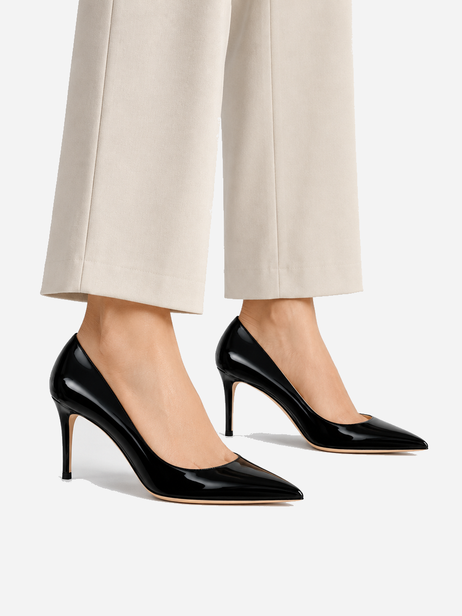 Violette – Escarpin à petit talon femme – Noir — portée
